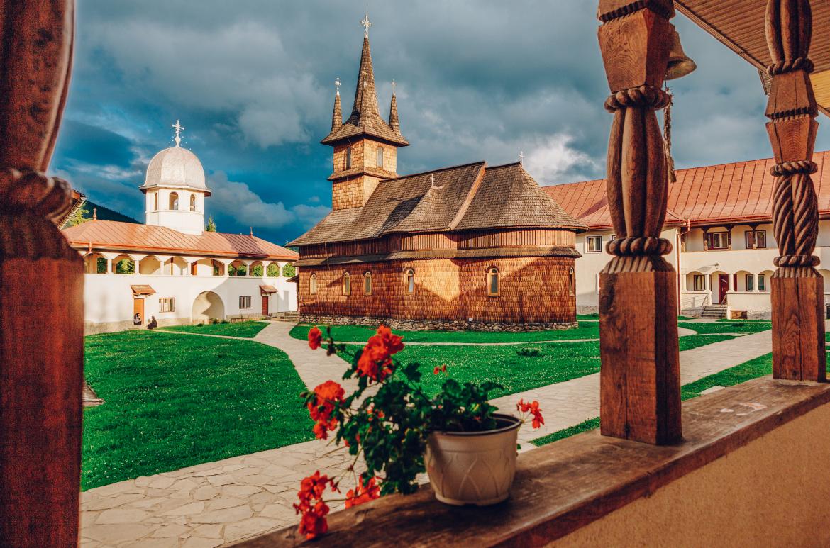 Oașa Monastery 