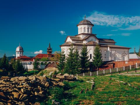 Oașa Monastery 